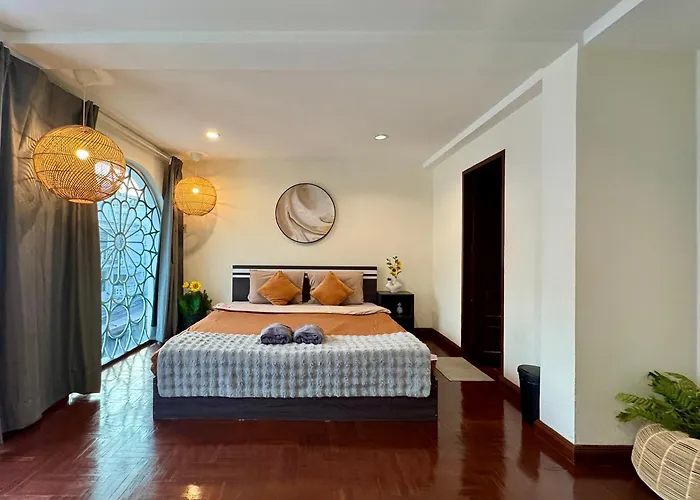 4br 10pax Ensuite Near Emquartier Emporium Emsphere